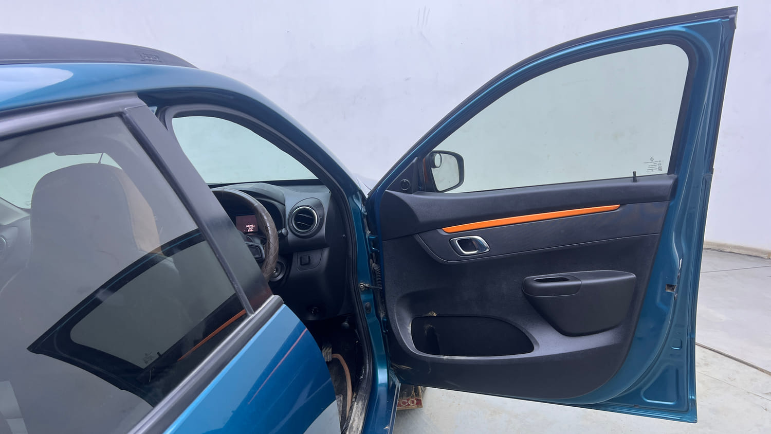 Used 2020 Renault Kwid CLIMBER 1.0 Opt Petrol Manual interior RIGHT FRONT DOOR OPEN VIEW
