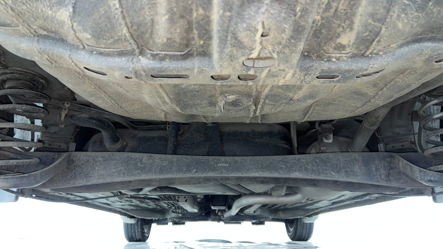 Used 2019 Honda Amaze 1.2 VX MT Petrol Petrol Manual extra REAR UNDERBODY VIEW (TAKEN FROM REAR)
