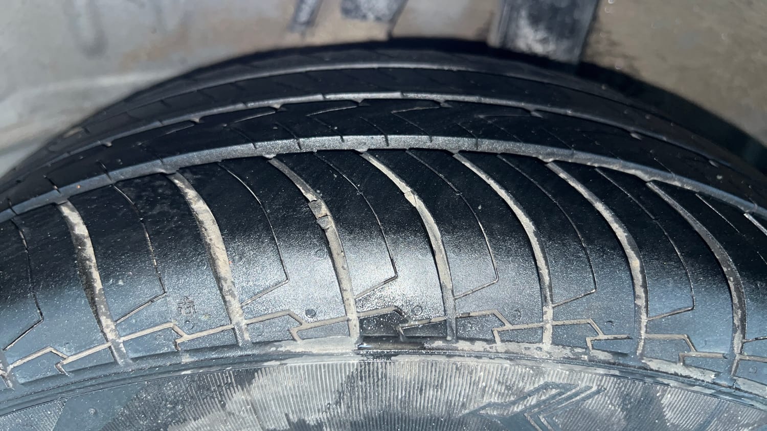 Used 2019 Honda Amaze 1.2 VX MT Petrol Petrol Manual tyres LEFT REAR TYRE TREAD VIEW