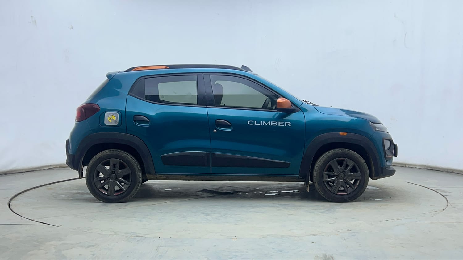 Used 2020 Renault Kwid CLIMBER 1.0 Opt Petrol Manual exterior RIGHT SIDE VIEW