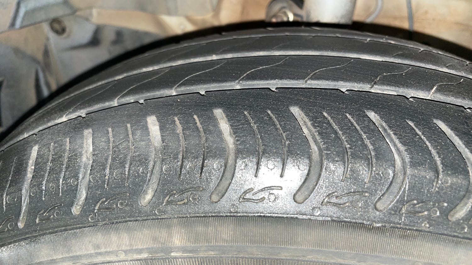 Used 2018 Honda Jazz VX Petrol Petrol Manual tyres LEFT FRONT TYRE TREAD VIEW
