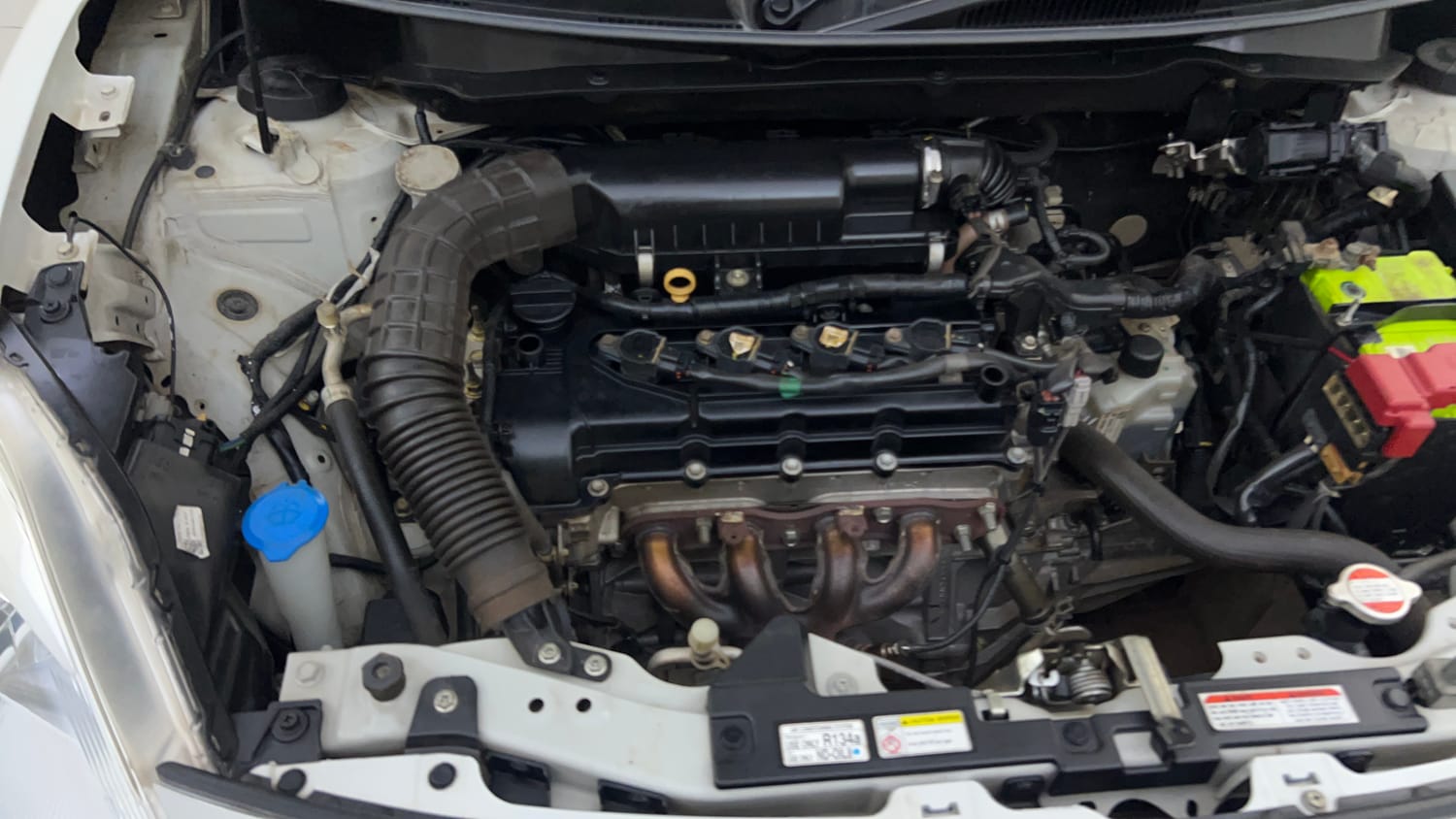 Used 2018 Maruti Suzuki Dzire VXi AMT Petrol Automatic engine ENGINE RIGHT SIDE VIEW