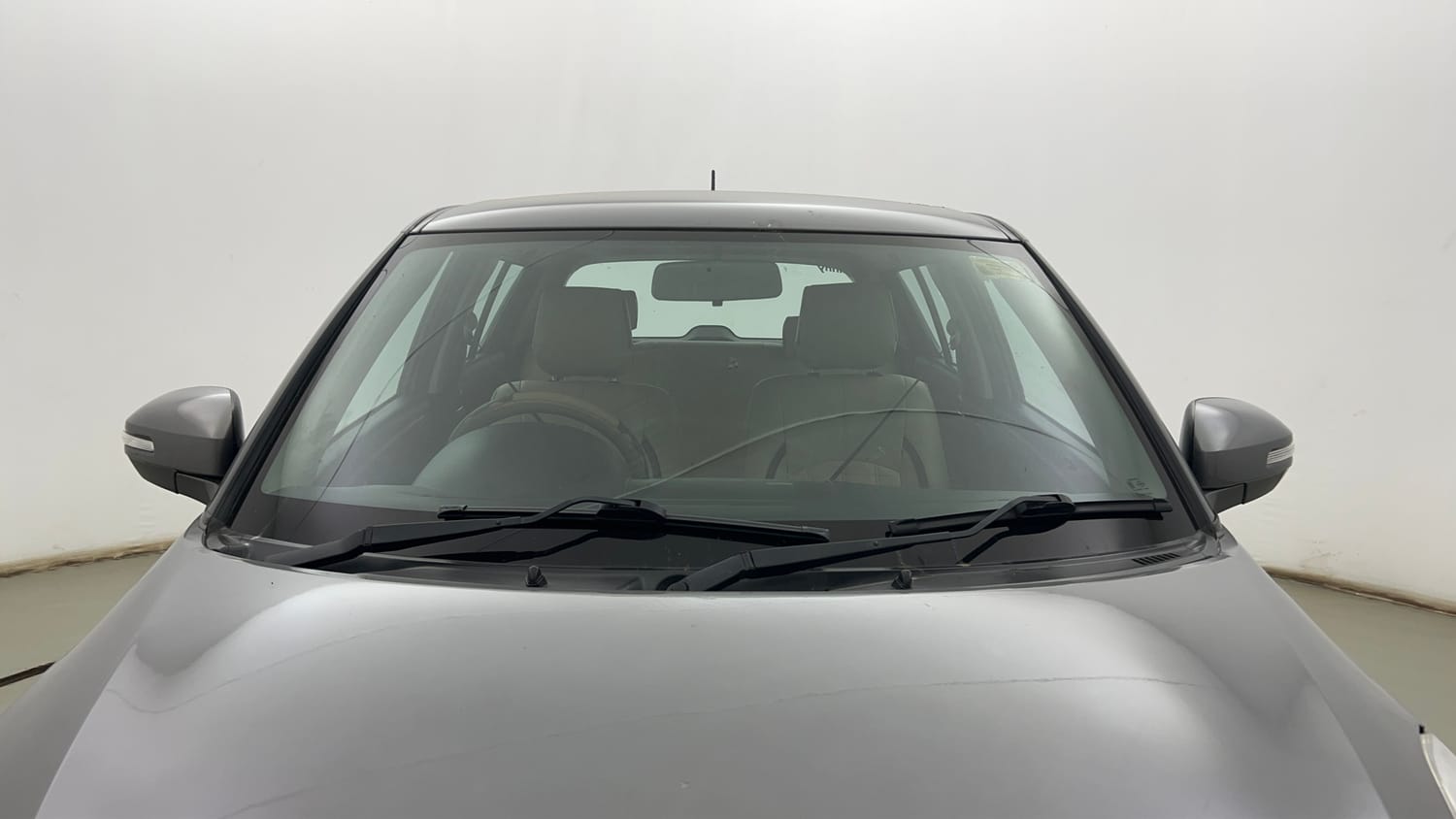Used 2013 Maruti Suzuki Swift VXi Petrol Manual exterior FRONT WINDSHIELD VIEW