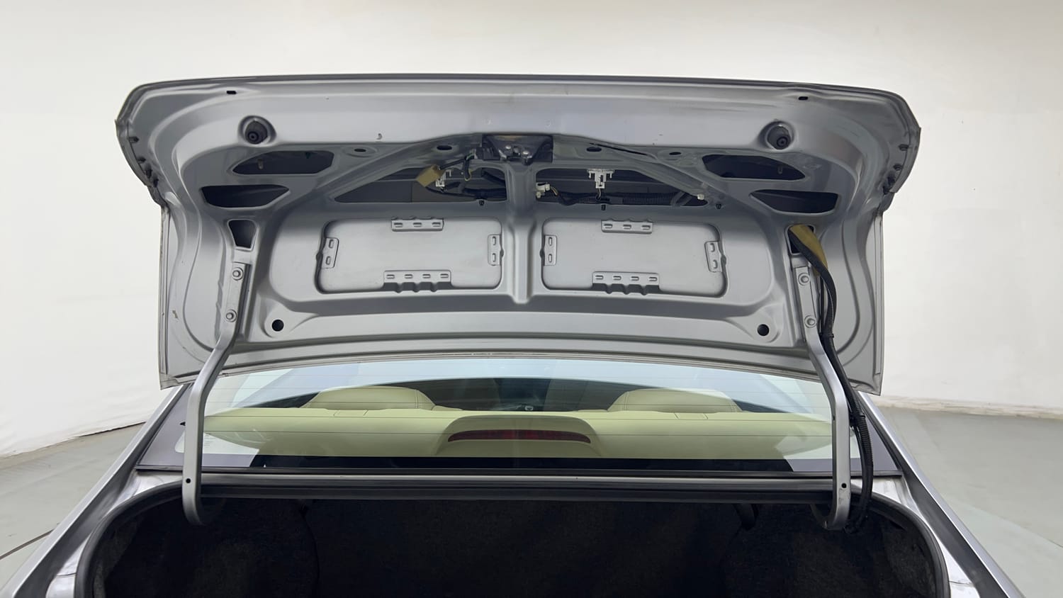 Used 2019 Honda Amaze 1.2 VX MT Petrol Petrol Manual interior DICKY DOOR OPEN VIEW