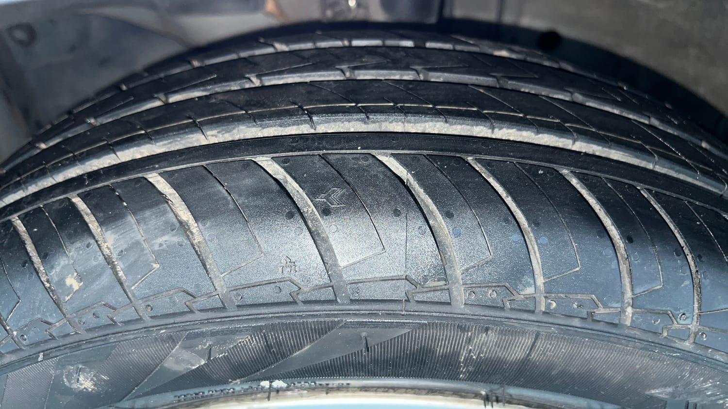 Used 2019 Honda Amaze 1.2 VX MT Petrol Petrol Manual tyres LEFT FRONT TYRE TREAD VIEW