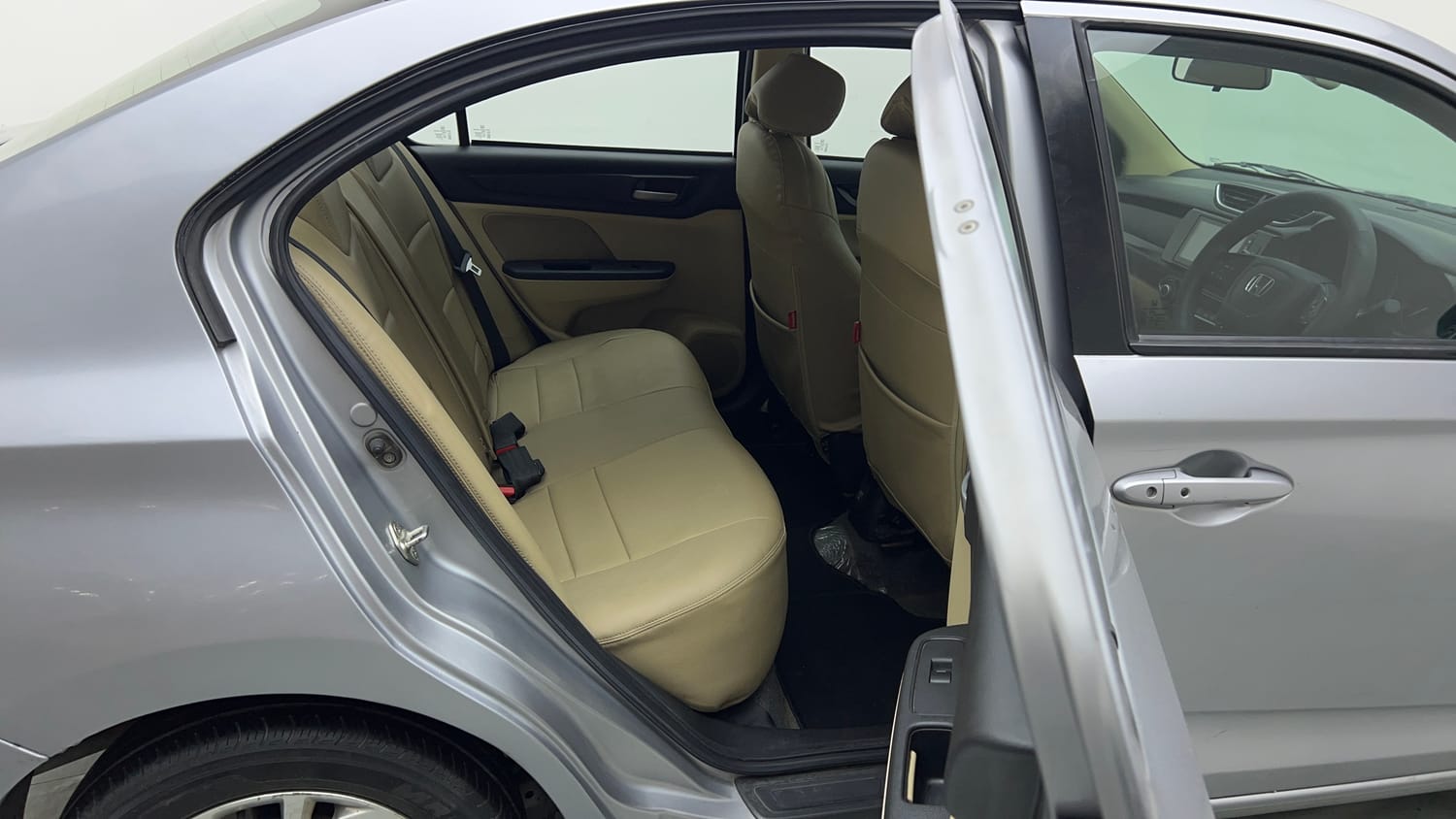 Used 2019 Honda Amaze 1.2 VX MT Petrol Petrol Manual interior RIGHT SIDE REAR DOOR CABIN VIEW