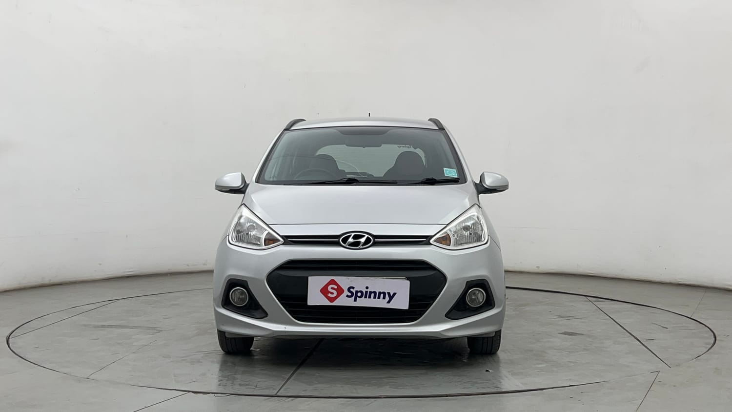 Used 2015 Hyundai Grand i10 Asta AT 1.2 Kappa VTVT Petrol Automatic exterior FRONT VIEW