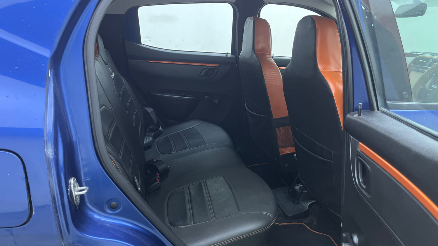 Used 2018 Renault Kwid CLIMBER 1.0 Petrol Manual interior RIGHT SIDE REAR DOOR CABIN VIEW