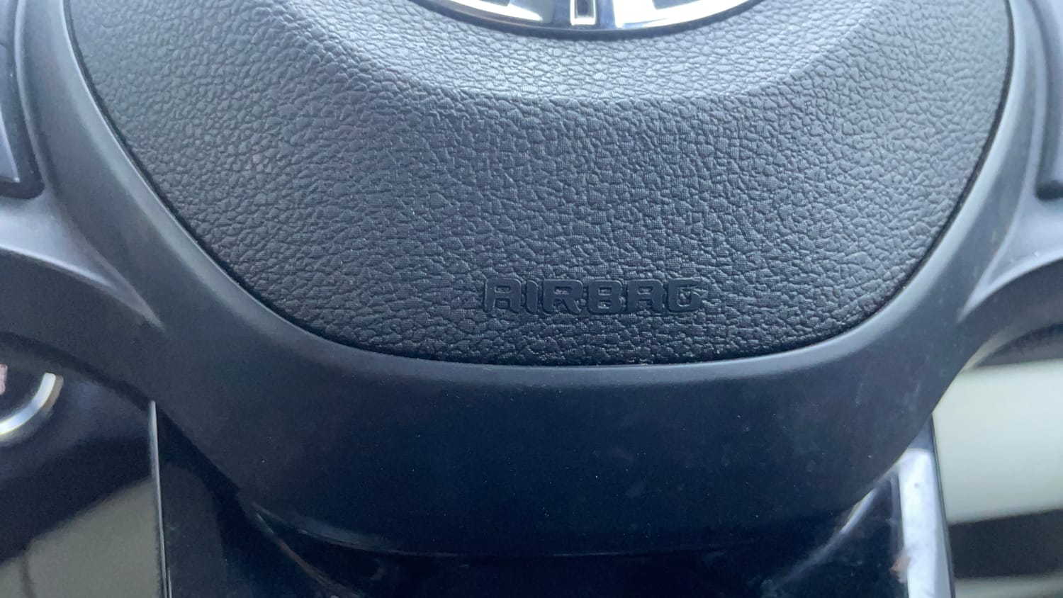 Used 2022 Tata Tigor XZ Plus CNG Cng Manual top_features Airbags