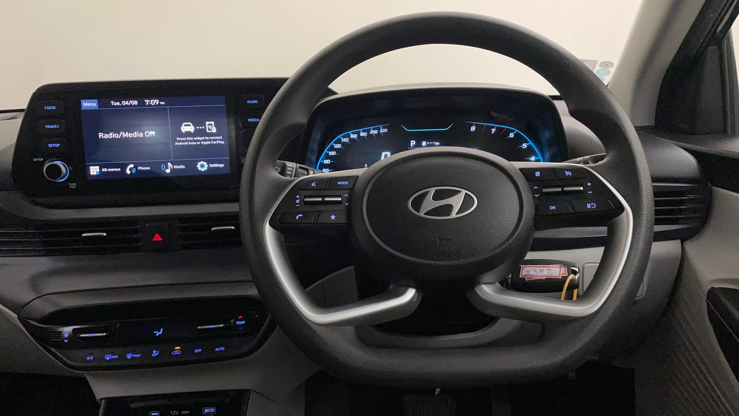 Used 2024 Hyundai i20 Sportz (O) 1.2 IVT Petrol Automatic interior STEERING VIEW