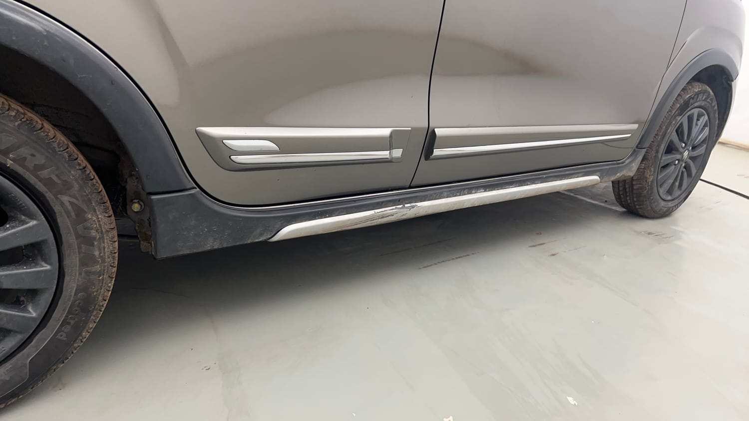 Used 2024 Maruti Suzuki Wagon R ZXI Plus 1.2 Petrol Manual dents MINOR DENT