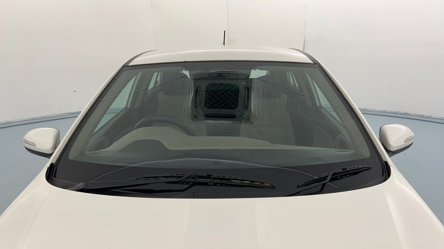 Used 2016 Hyundai Elite i20 Asta 1.2 Petrol Manual exterior FRONT WINDSHIELD VIEW