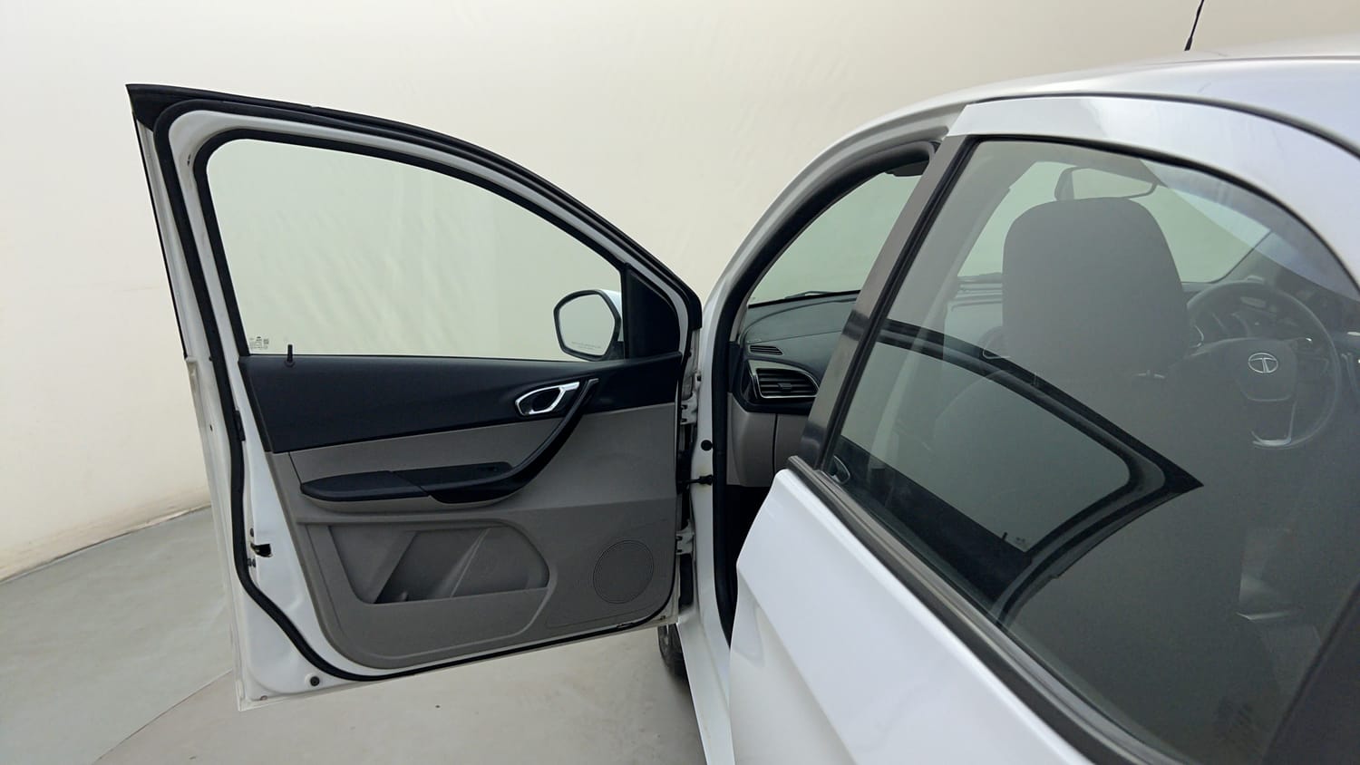 Used 2019 Tata Tiago Revotron XZ Plus Petrol Manual interior LEFT FRONT DOOR OPEN VIEW