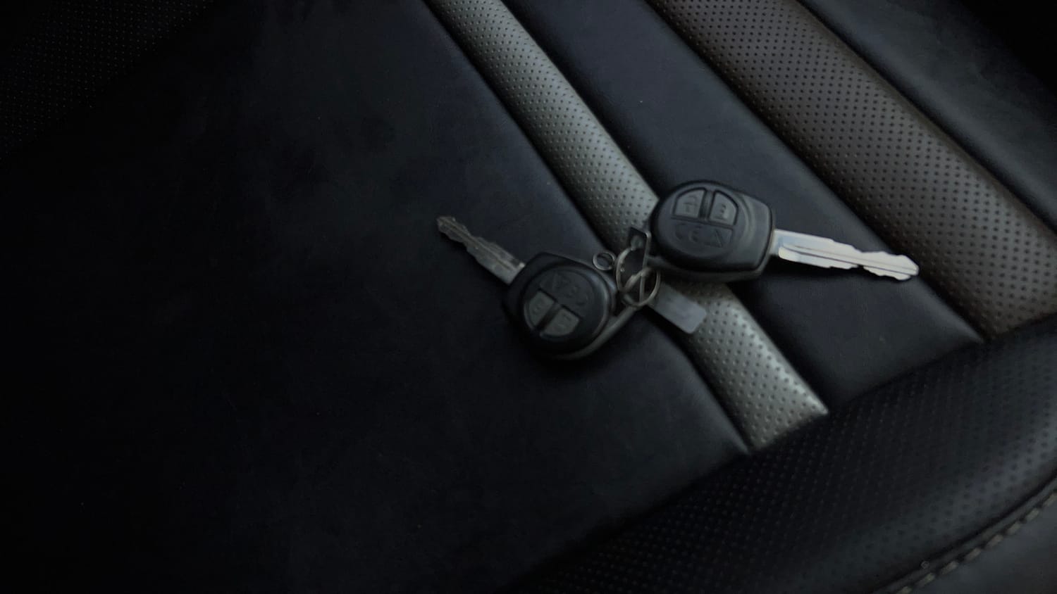 Used 2024 Maruti Suzuki Brezza VXi Petrol Manual extra CAR KEY VIEW