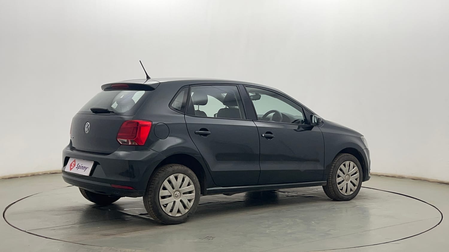 Used 2016 Volkswagen Polo Comfortline 1.2L (P) Petrol Manual exterior RIGHT REAR CORNER VIEW