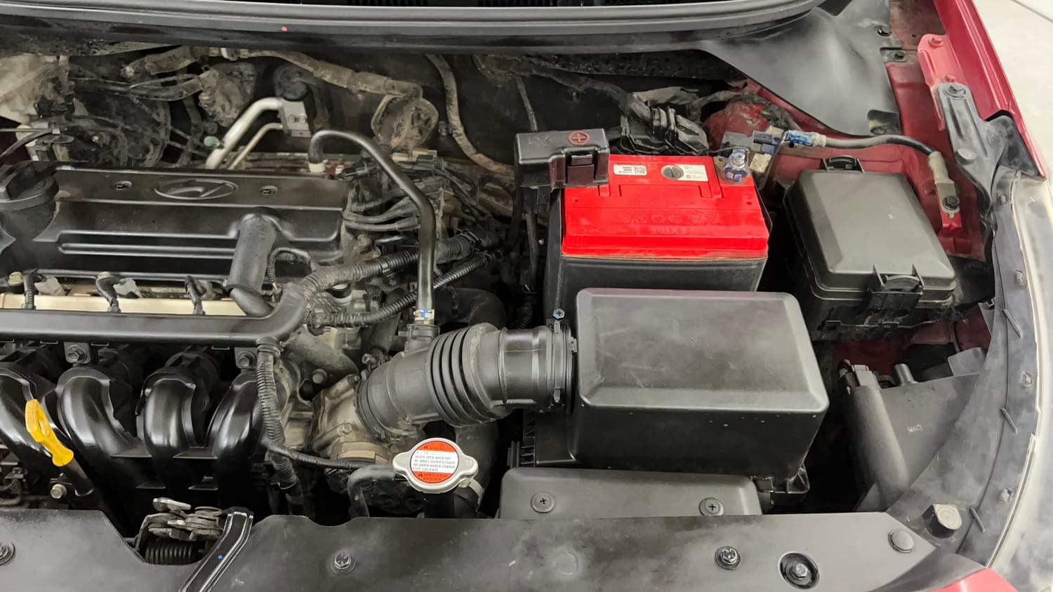 Used 2018 Hyundai Elite i20 Magna Executive 1.2 Petrol Manual engine ENGINE LEFT SIDE VIEW