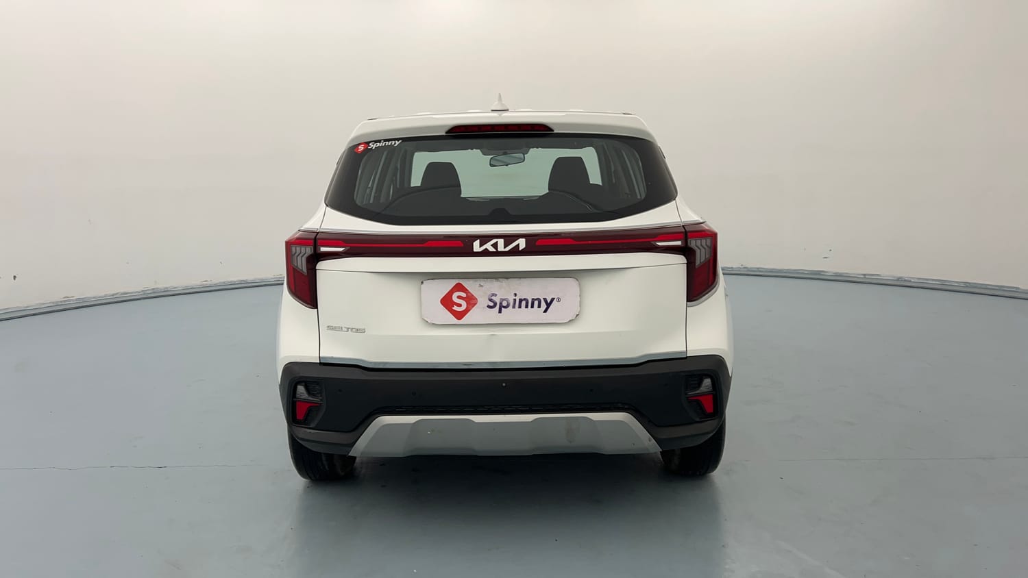 Used 2024 Kia Seltos HTE 1.5 Diesel MT Diesel Manual exterior BACK VIEW