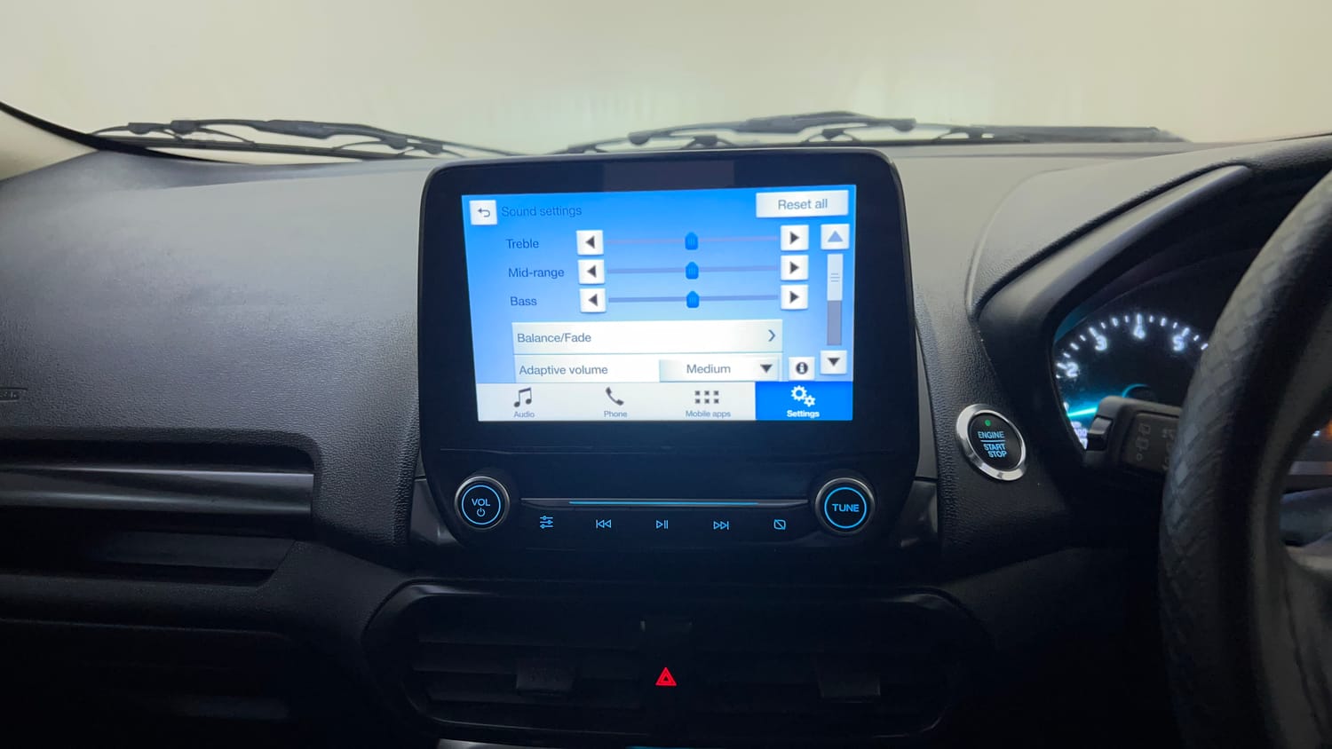 Used 2019 Ford EcoSport Titanium + 1.5L Ti-VCT Petrol Manual top_features Touch screen infotainment system