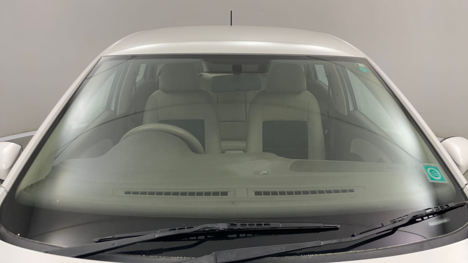 Used 2016 Skoda Rapid 1.6 MPI Active Petrol Manual exterior FRONT WINDSHIELD VIEW