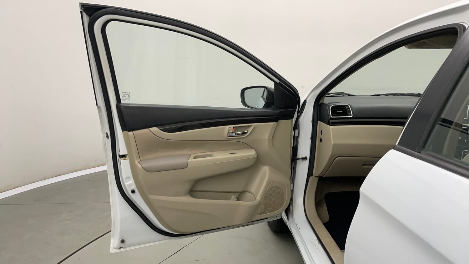 Used 2017 Maruti Suzuki Ciaz VXi+ Petrol Manual interior LEFT FRONT DOOR OPEN VIEW