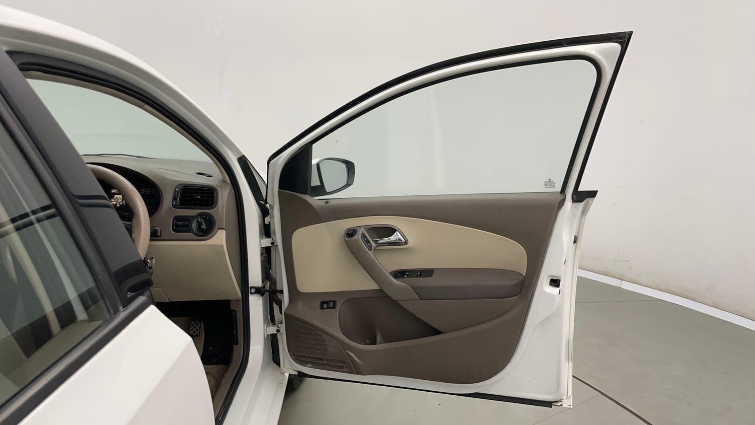 Used 2016 Skoda Rapid 1.6 MPI Active Petrol Manual interior RIGHT FRONT DOOR OPEN VIEW