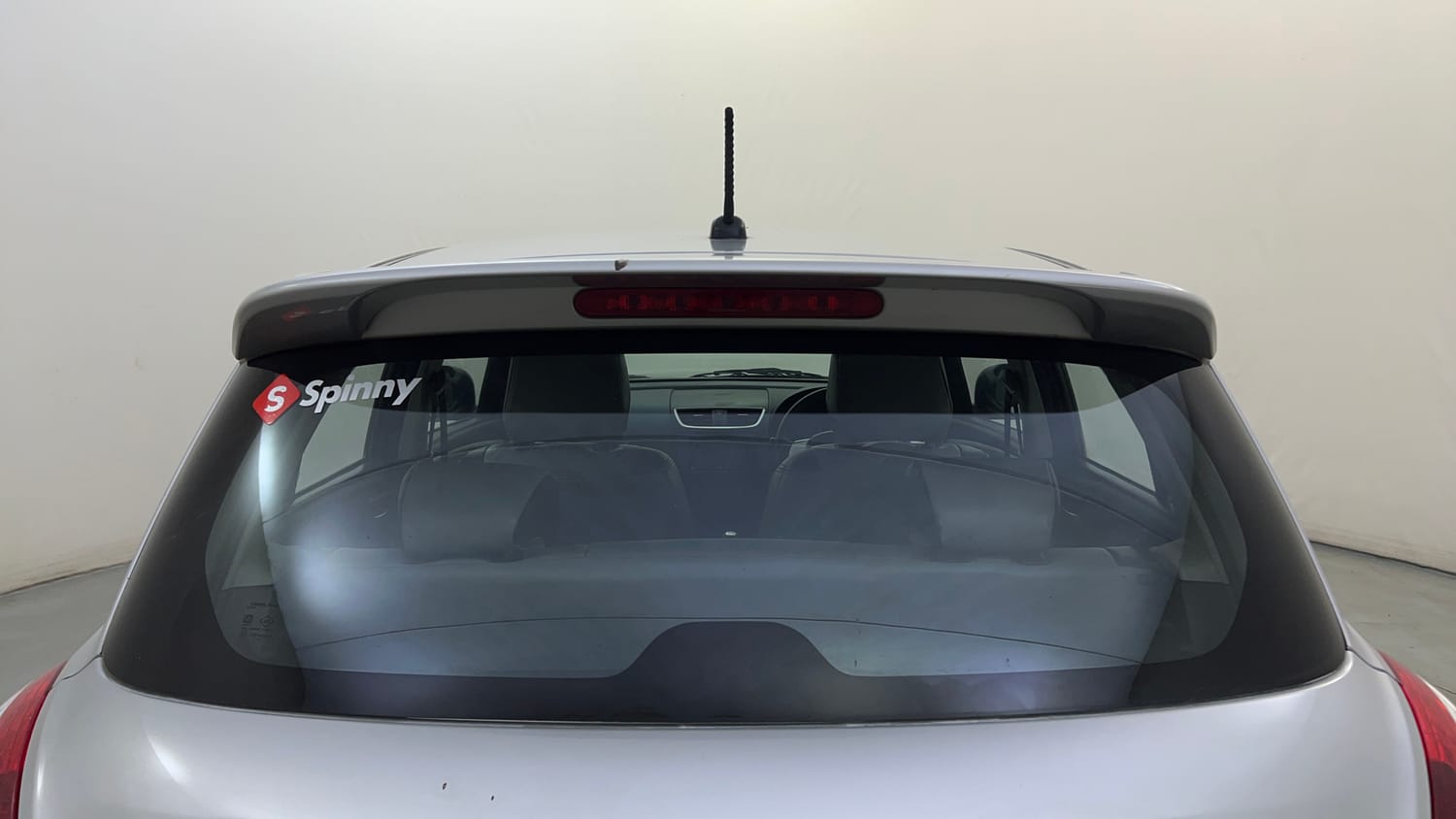 Used 2012 Maruti Suzuki Swift VXi Petrol Manual exterior BACK WINDSHIELD VIEW