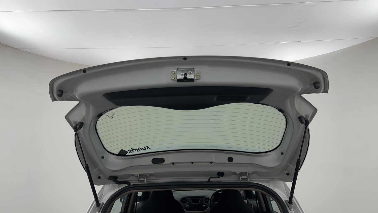 Used 2015 Hyundai Grand i10 Asta AT 1.2 Kappa VTVT Petrol Automatic interior DICKY DOOR OPEN VIEW