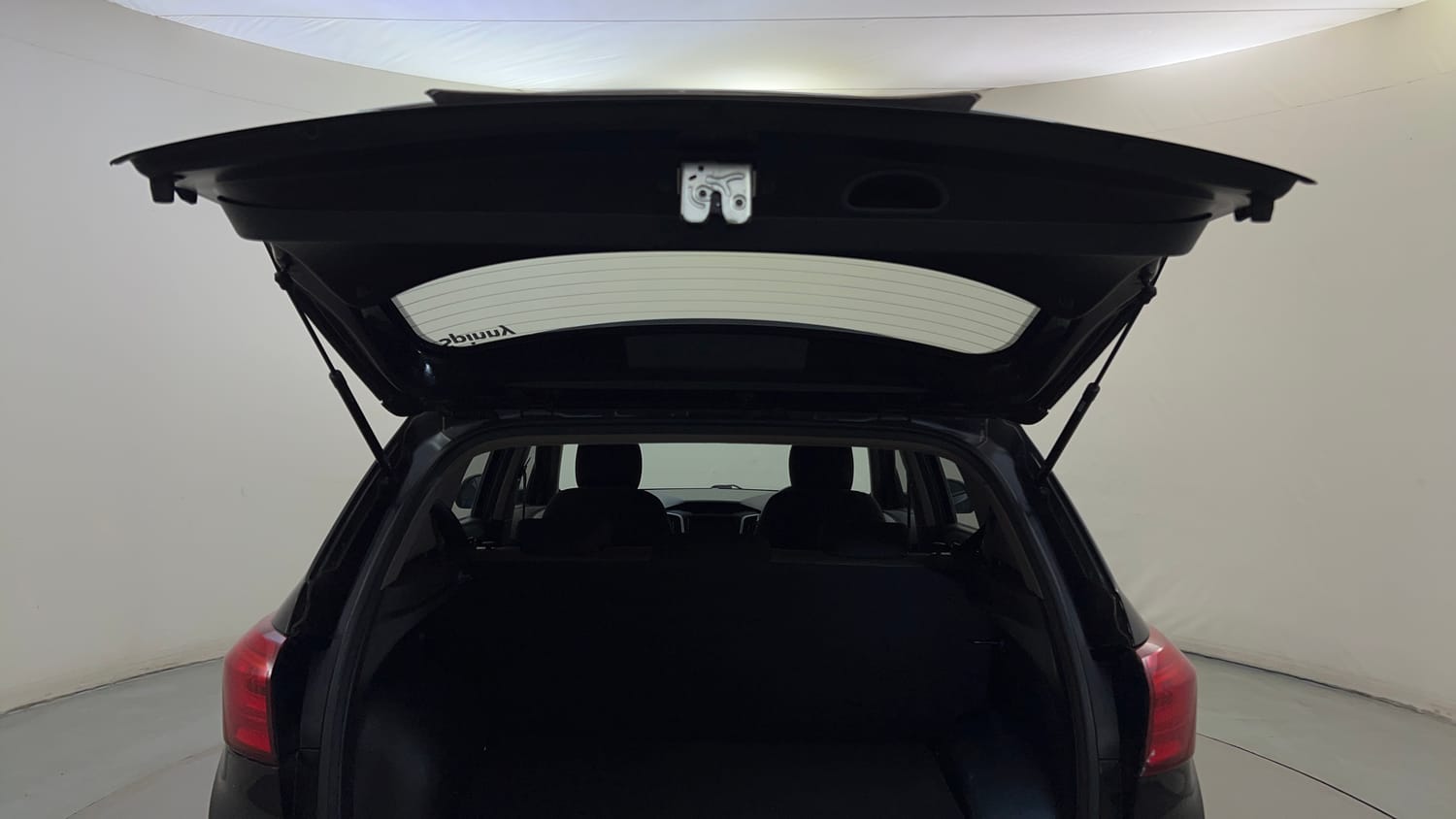 Used 2016 Hyundai Creta 1.6 SX Plus Diesel Manual interior DICKY DOOR OPEN VIEW