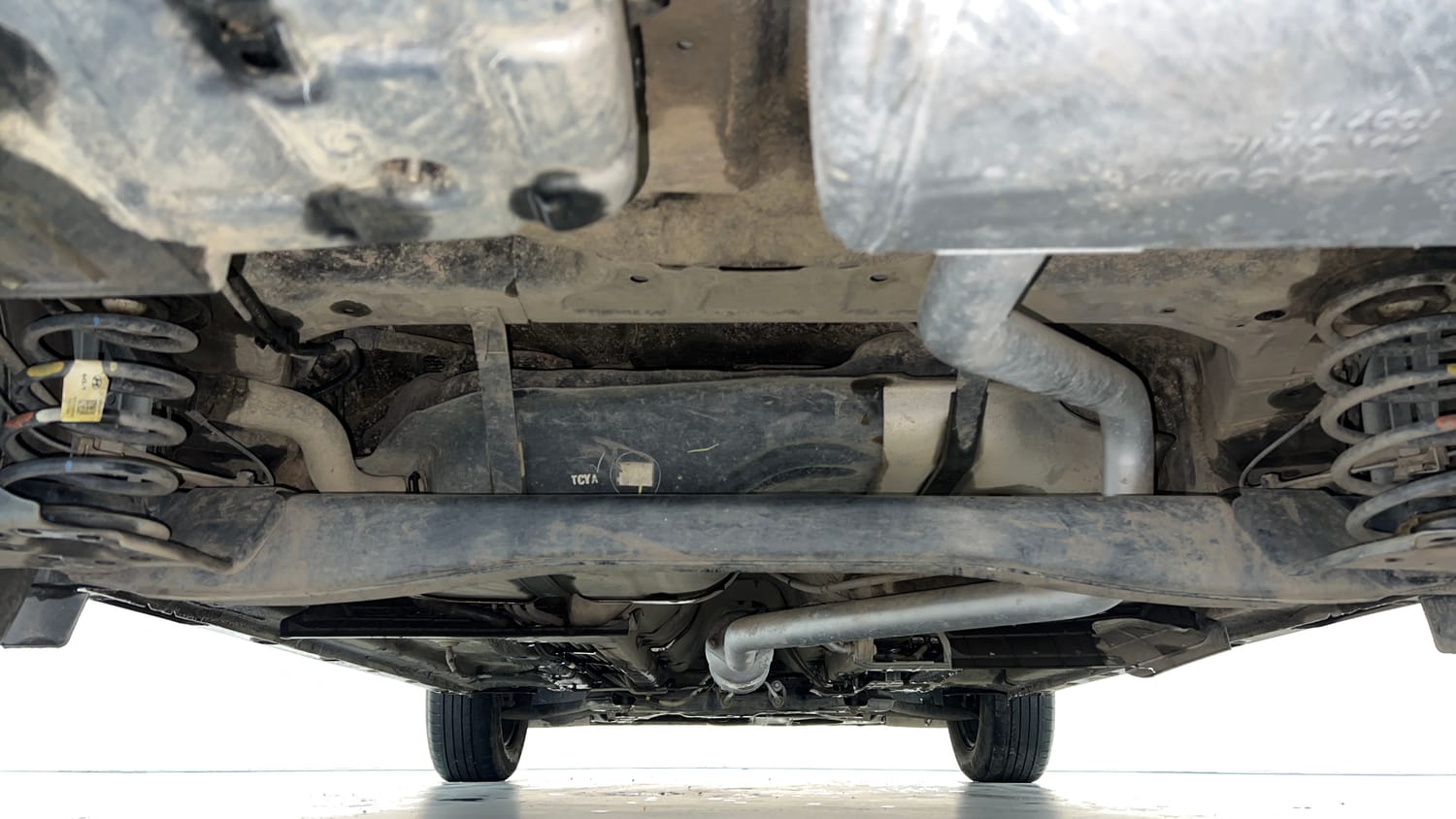 Used 2024 Kia Seltos HTE 1.5 Diesel MT Diesel Manual extra REAR UNDERBODY VIEW (TAKEN FROM REAR)