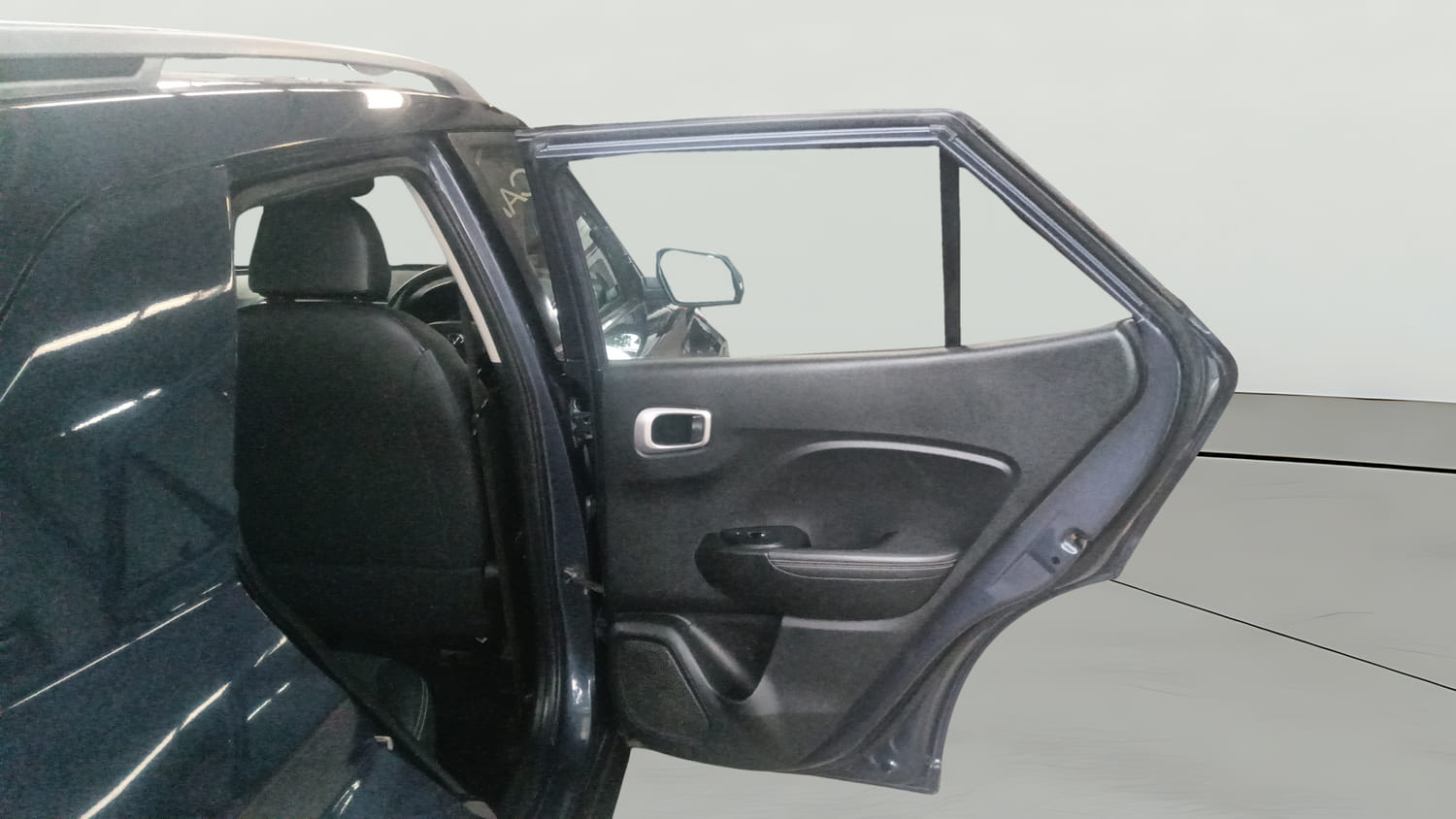 Used 2019 Hyundai Venue SX 1.4 (O) CRDi Diesel Manual interior RIGHT SIDE REAR DOOR CABIN VIEW