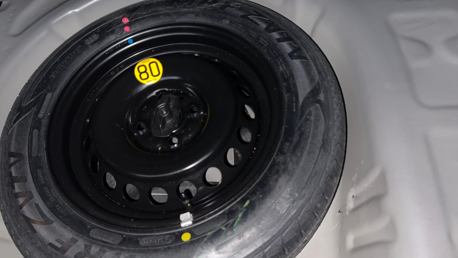 Used 2019 Maruti Suzuki Baleno Alpha 1.2 AT Petrol Automatic tyres SPARE TYRE VIEW