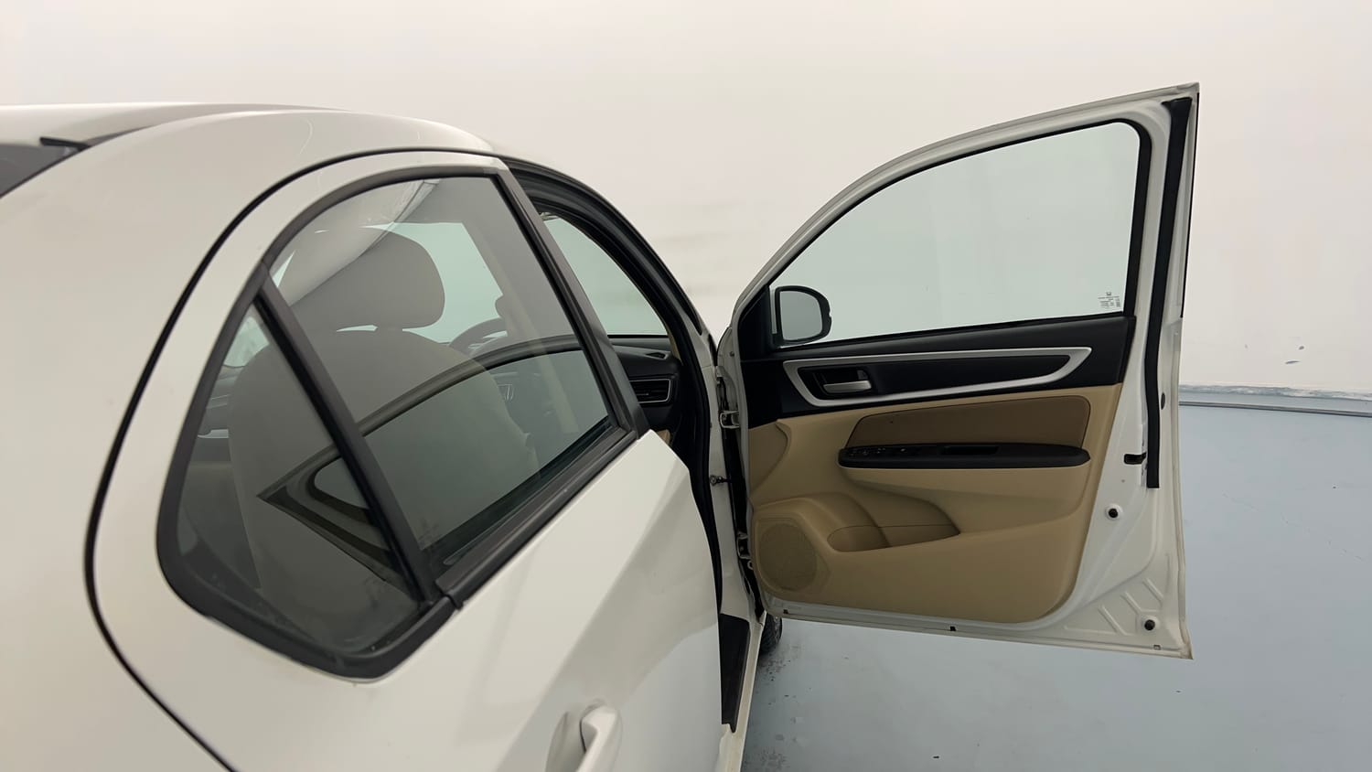 Used 2022 Honda Amaze S MT 1.2 Petrol Petrol Manual interior RIGHT FRONT DOOR OPEN VIEW