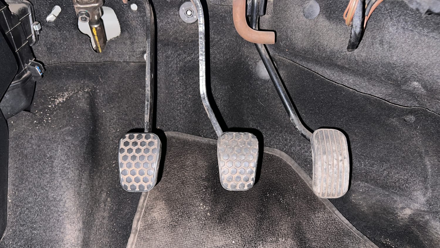 Used 2019 Tata Tiago Revotron XZ Plus Petrol Manual interior PEDALS VIEW