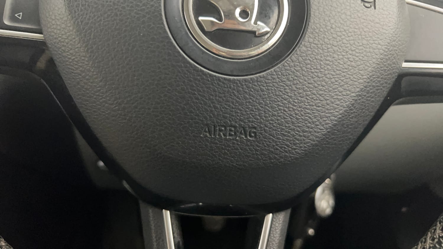 Used 2021 Skoda Rapid Ambition Petrol Manual top_features Airbags