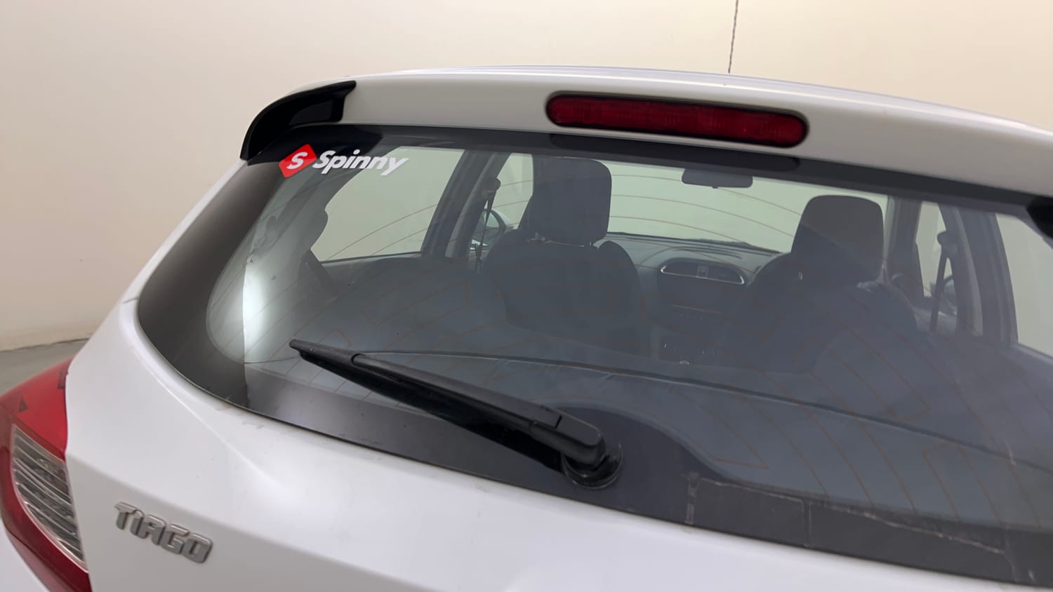 Used 2019 Tata Tiago Revotron XZ Plus Petrol Manual top_features Rear wiper