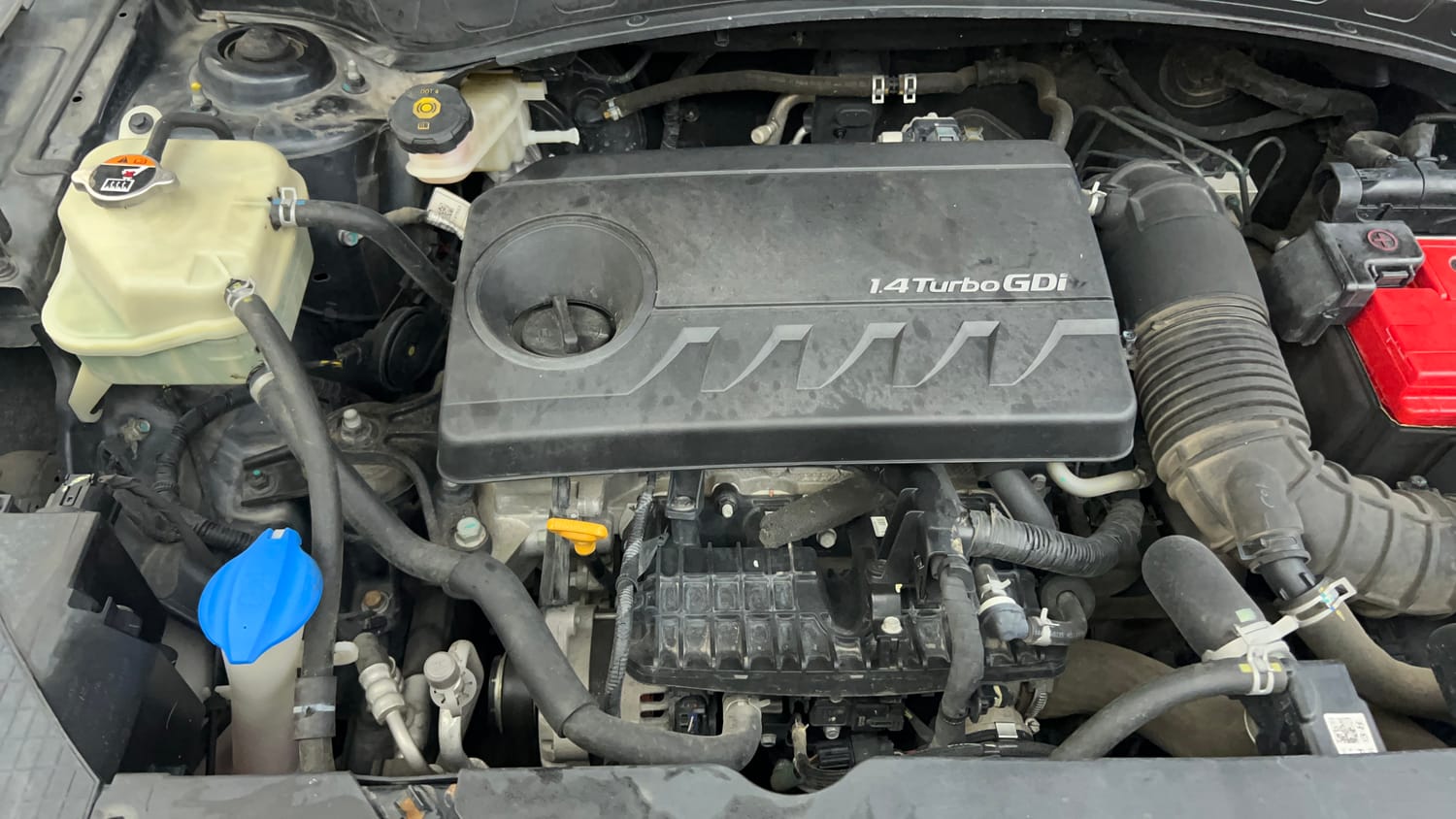 Used 2019 kia Seltos GTX Plus DCT 1.4 Petrol Automatic engine ENGINE RIGHT SIDE VIEW