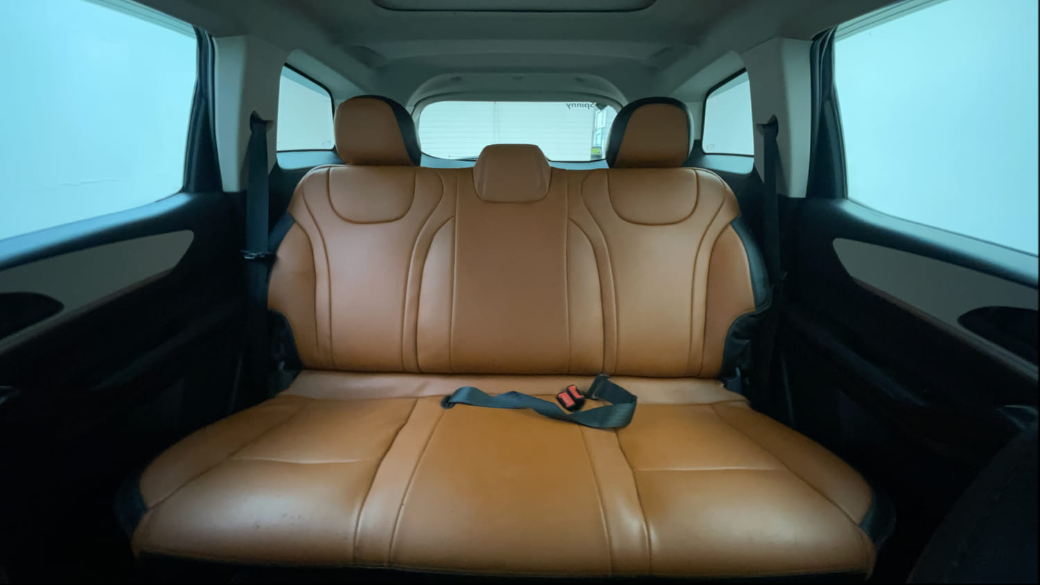 Used 2022 Mahindra XUV700 AX 5 Petrol AT 5 STR Petrol Automatic interior REAR SEAT CONDITION VIEW