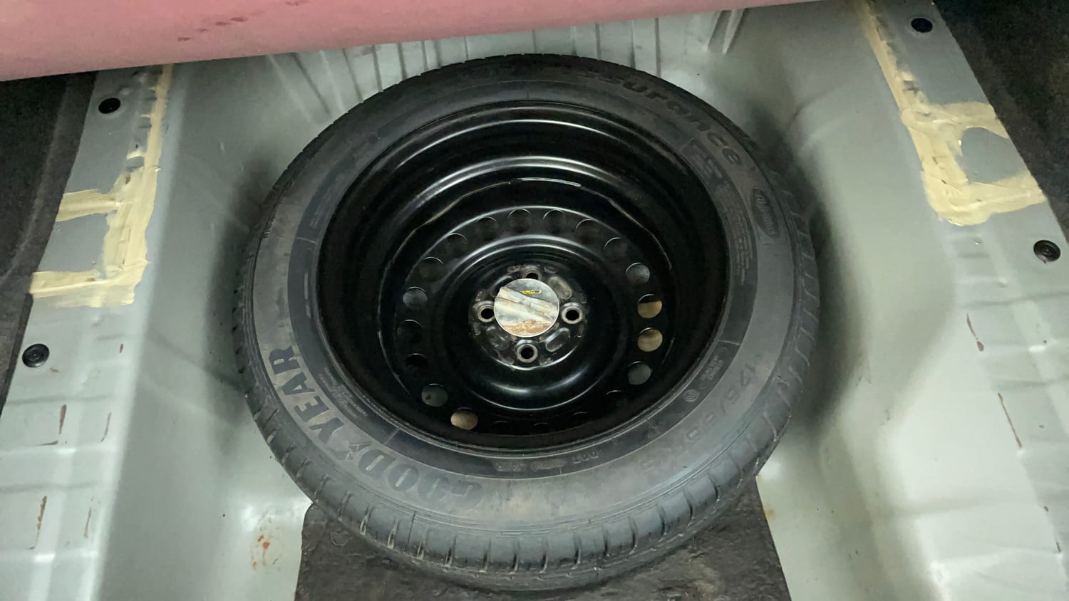 Used 2016 Honda City VX (O) MT Diesel Diesel Manual tyres SPARE TYRE VIEW