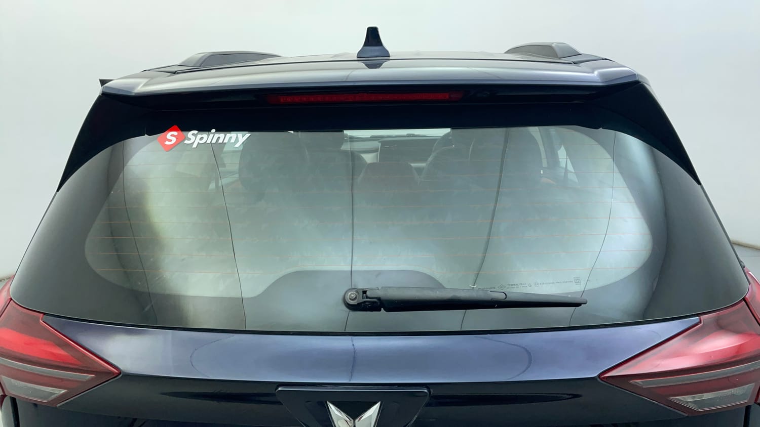 Used 2022 Mahindra XUV700 AX 5 Petrol AT 5 STR Petrol Automatic exterior BACK WINDSHIELD VIEW