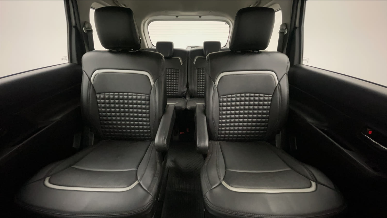 Used 2022 Maruti Suzuki XL6 Zeta MT Petrol Petrol Manual interior REAR SEAT CONDITION VIEW