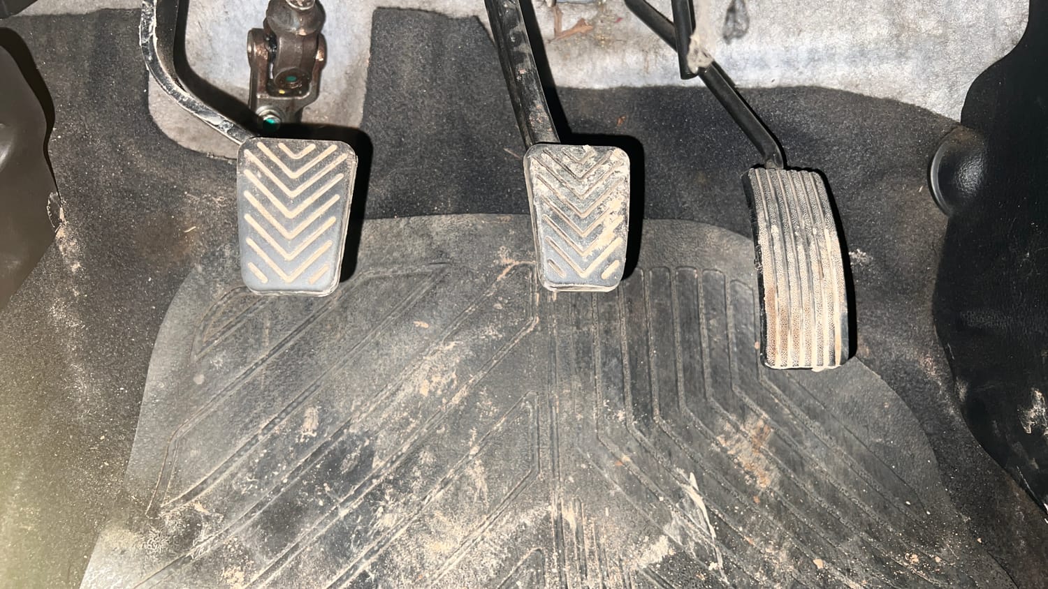 Used 2017 Hyundai Eon Sportz Petrol Manual interior PEDALS VIEW