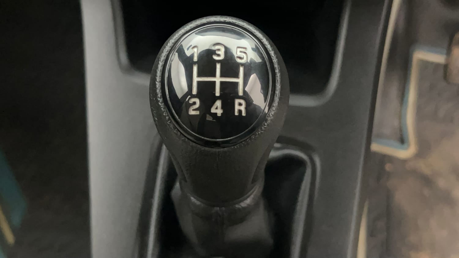 Used 2024 Maruti Suzuki Wagon R ZXI Plus 1.2 Petrol Manual interior GEAR  KNOB VIEW