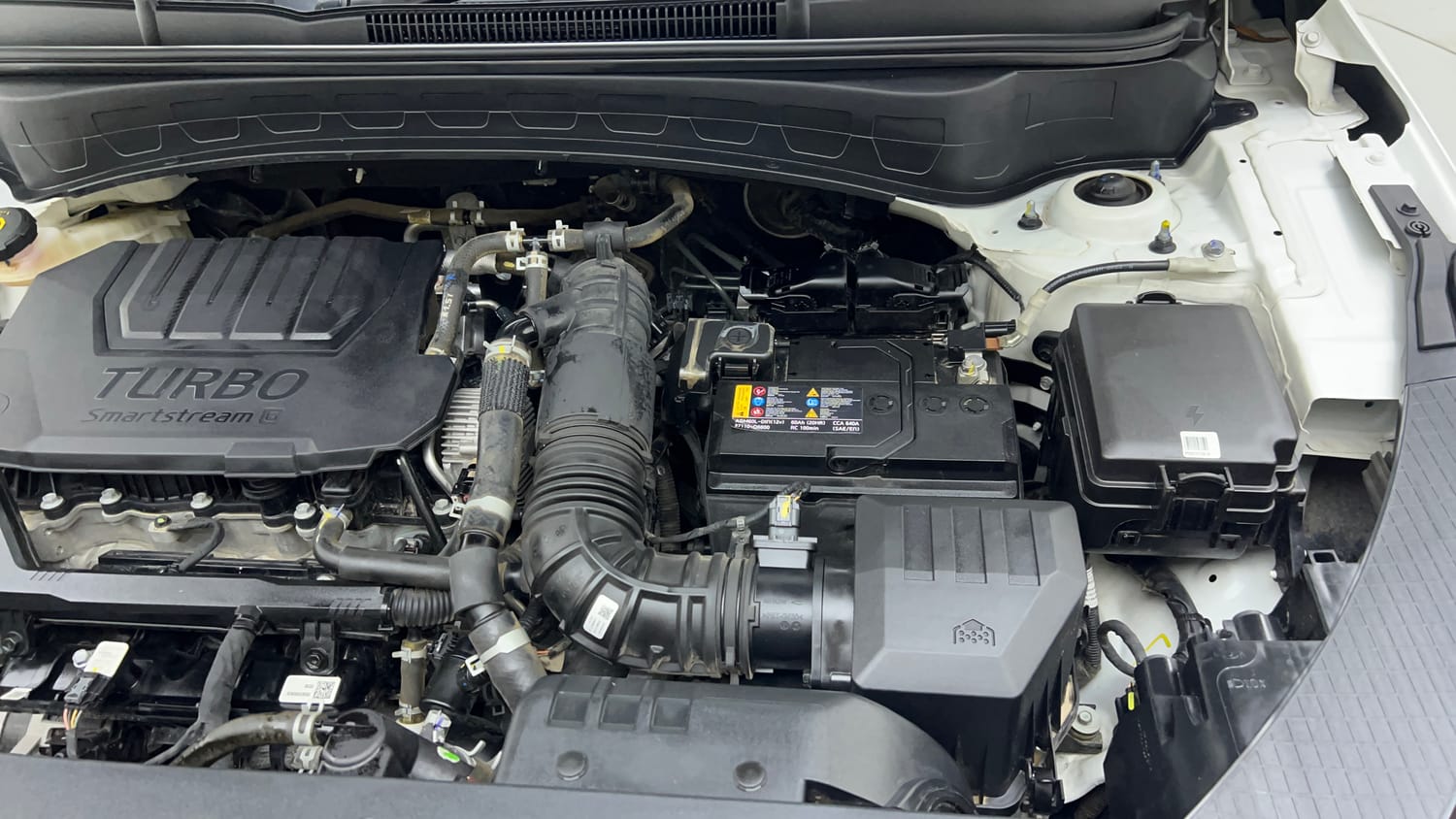 Used 2025 Kia Seltos GTX Plus 1.5 Turbo Petrol DCT Petrol Automatic engine ENGINE LEFT SIDE VIEW
