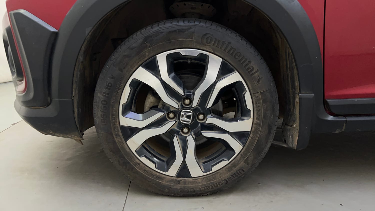 Used 2020 Honda WR-V VX MT Petrol Petrol Manual tyres LEFT FRONT TYRE RIM VIEW
