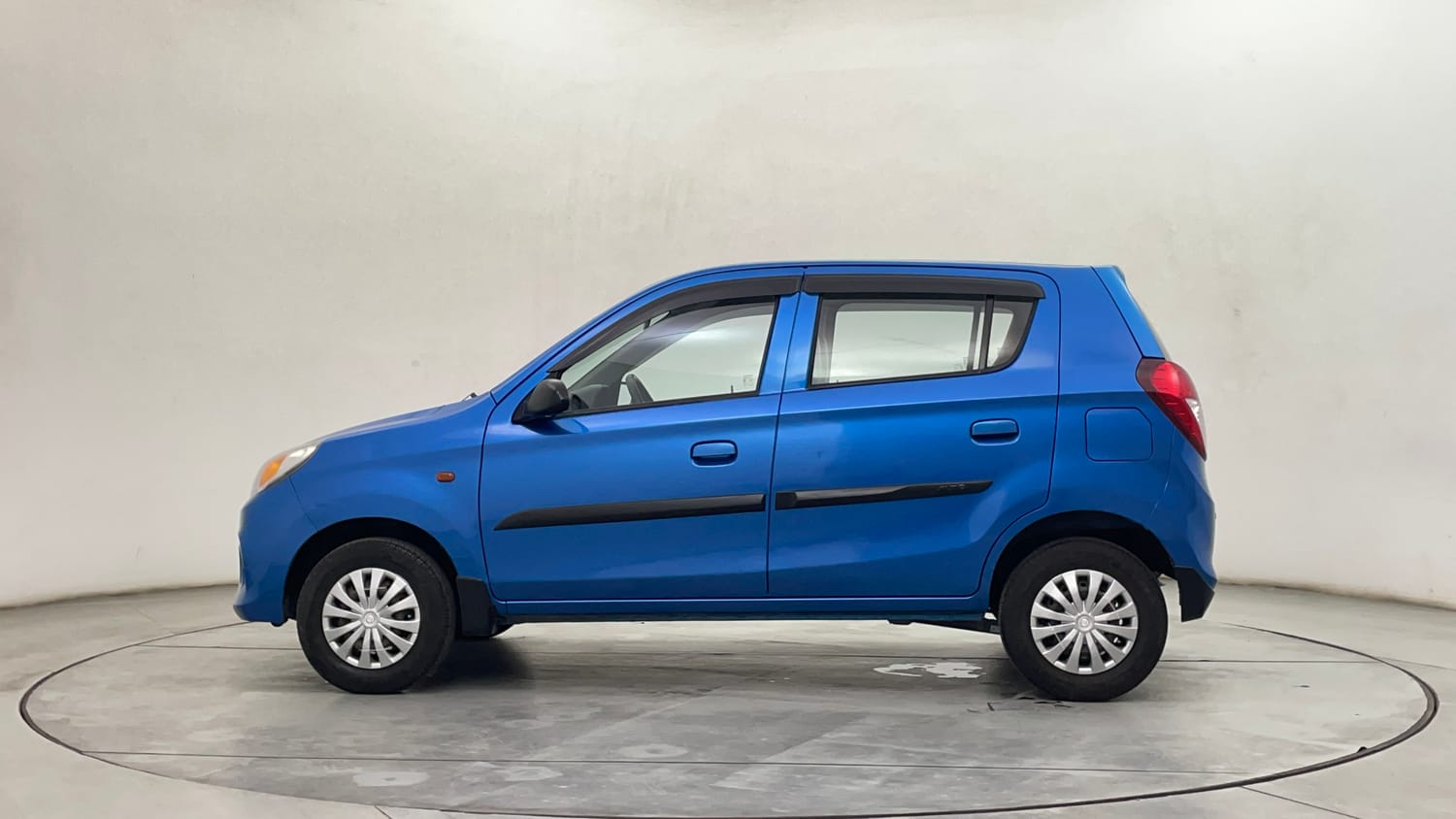 Used 2017 Maruti Suzuki Alto 800 VXi (O) Petrol Manual exterior LEFT SIDE VIEW