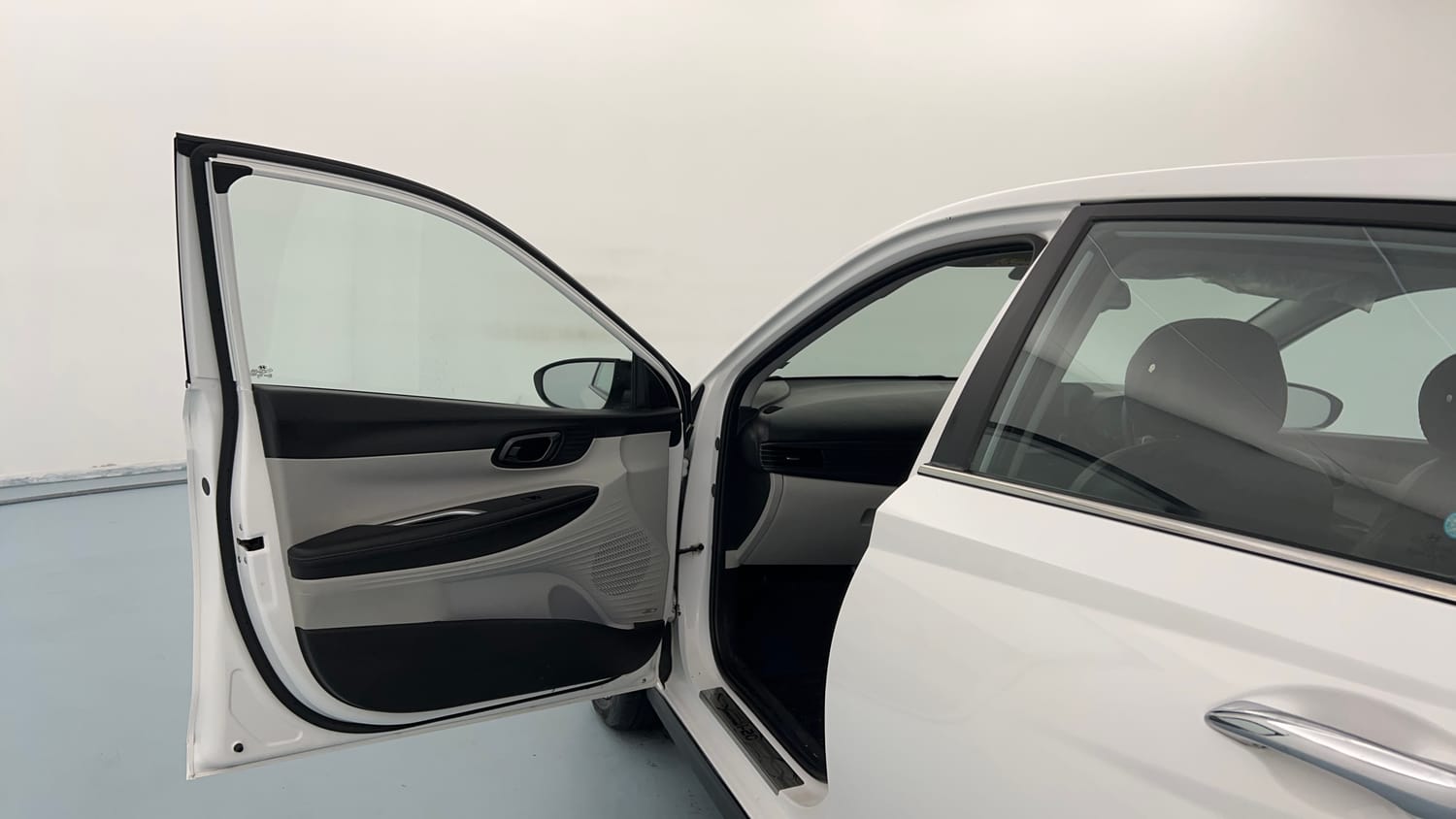 Used 2024 Hyundai New i20 Asta (O) 1.2 IVT Petrol Automatic interior LEFT FRONT DOOR OPEN VIEW