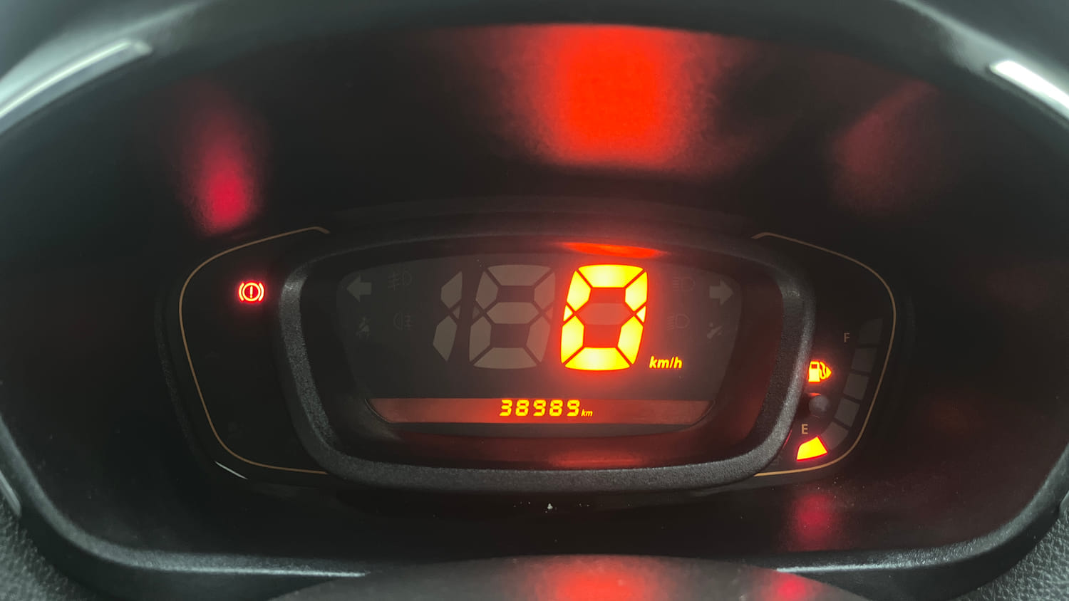 Used 2018 Renault Kwid CLIMBER 1.0 Petrol Manual interior CLUSTERMETER VIEW