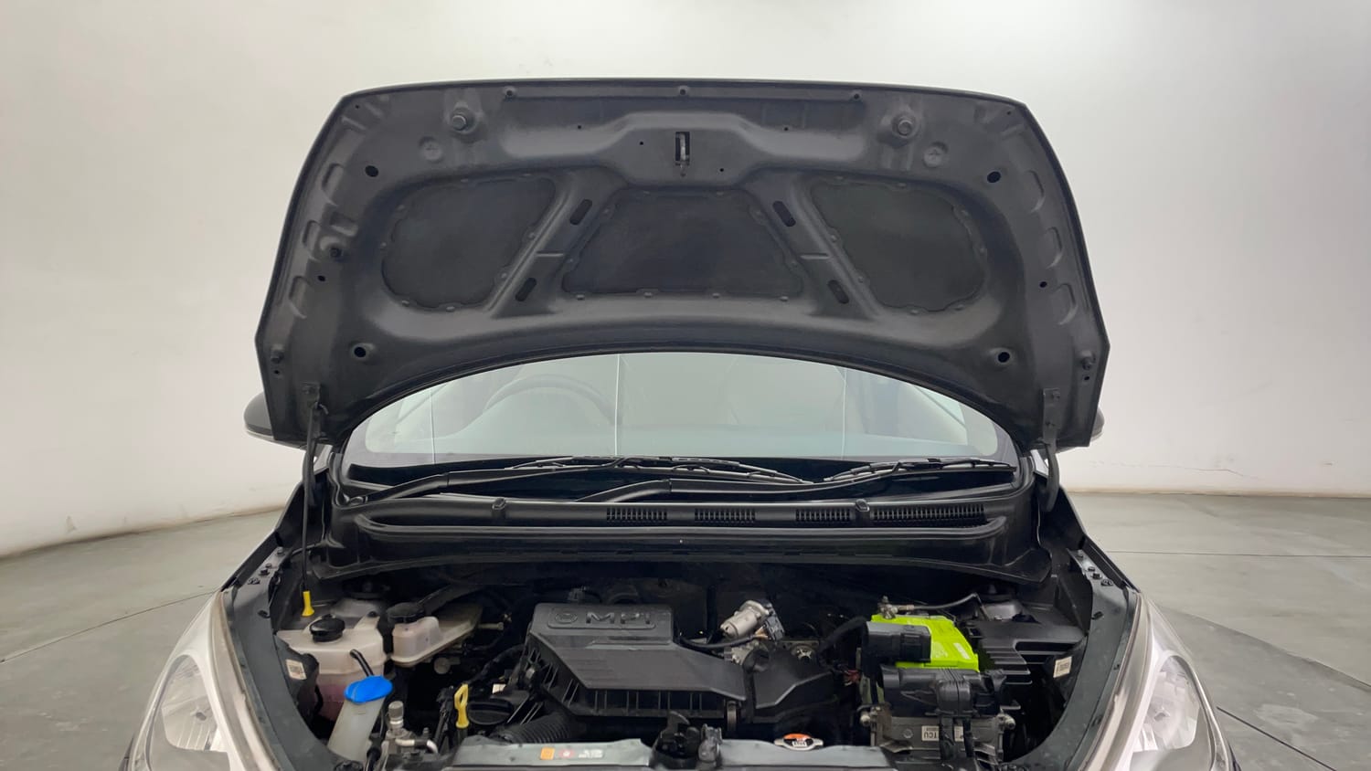 Used 2020 Hyundai Santro Sportz AMT Petrol Automatic engine ENGINE & BONNET OPEN FRONT VIEW