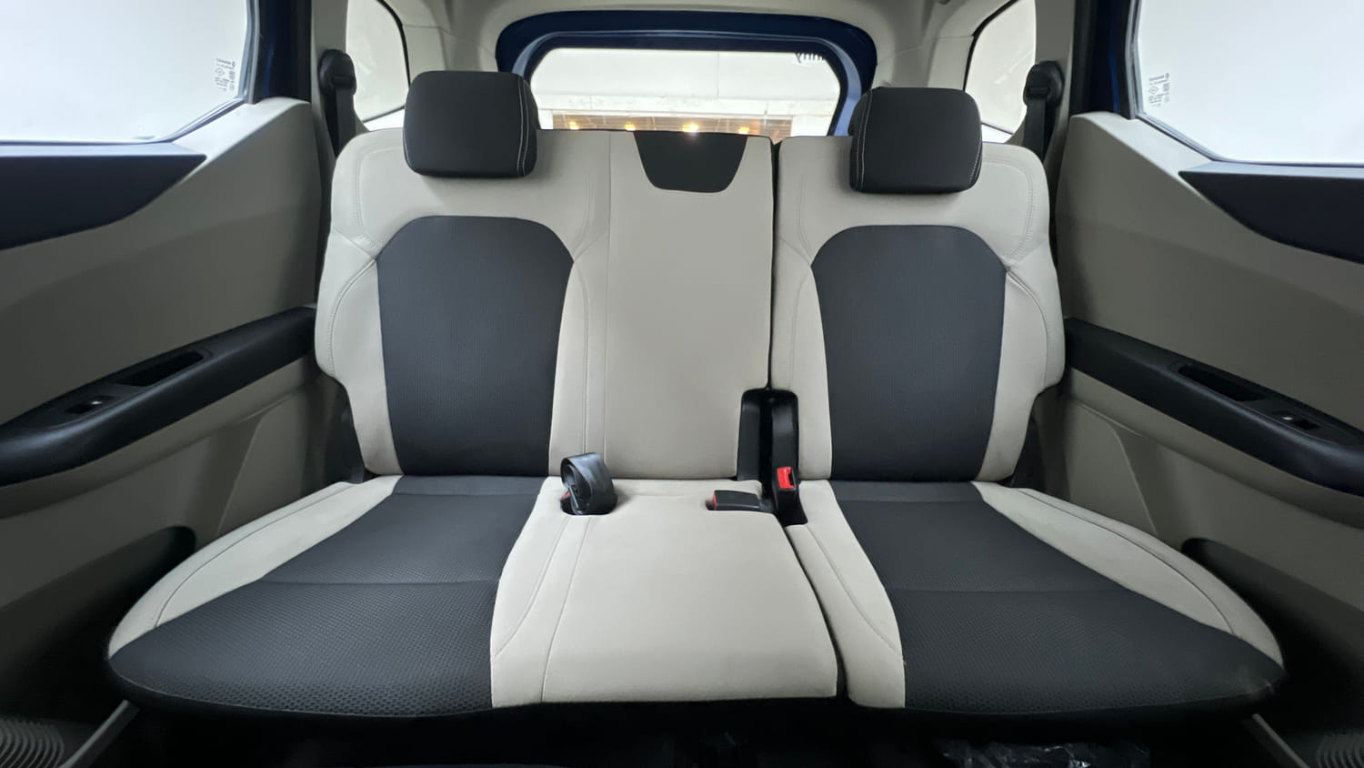Used 2021 Renault Triber RXT Petrol Manual interior REAR SEAT CONDITION VIEW