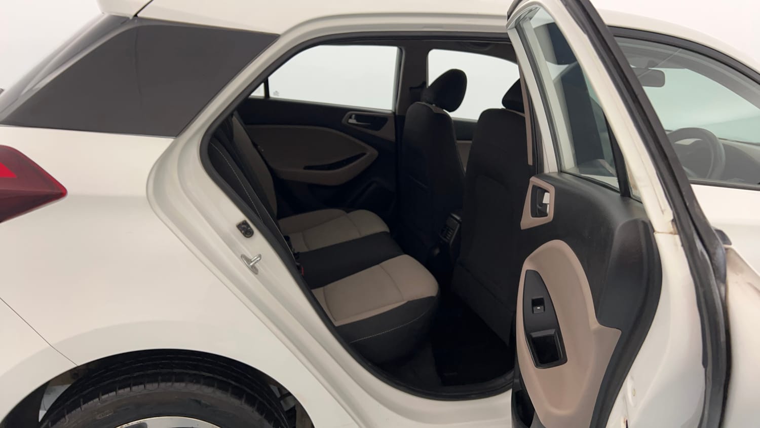 Used 2016 Hyundai Elite i20 Asta 1.2 Petrol Manual interior RIGHT SIDE REAR DOOR CABIN VIEW